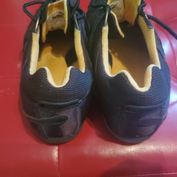 Shoes - Picture 4 of 5